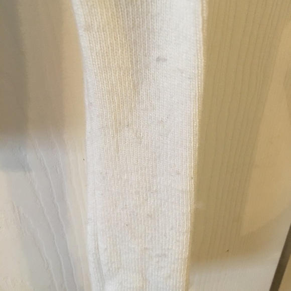 Vintage Charm Vneck Beaded Cardigan - Picture 8 of 10